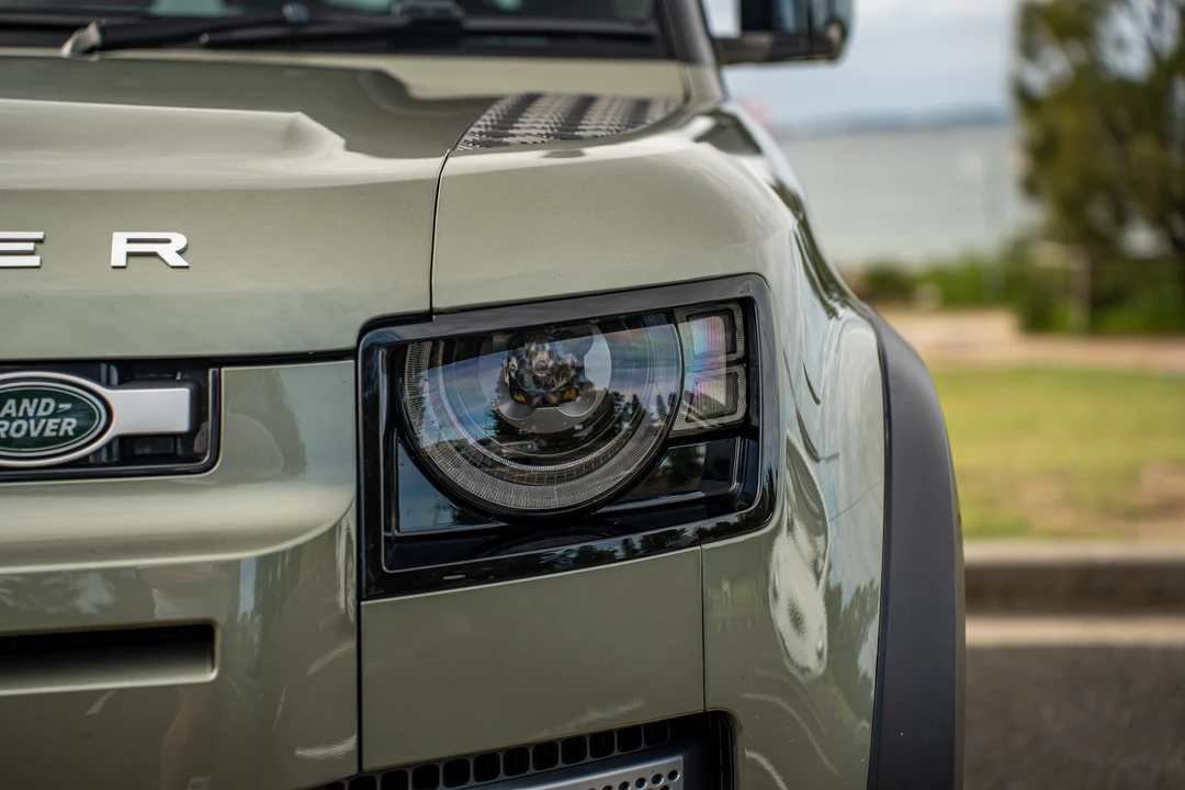 2021 Land Rover Defender L663 - Image 17 of 21
