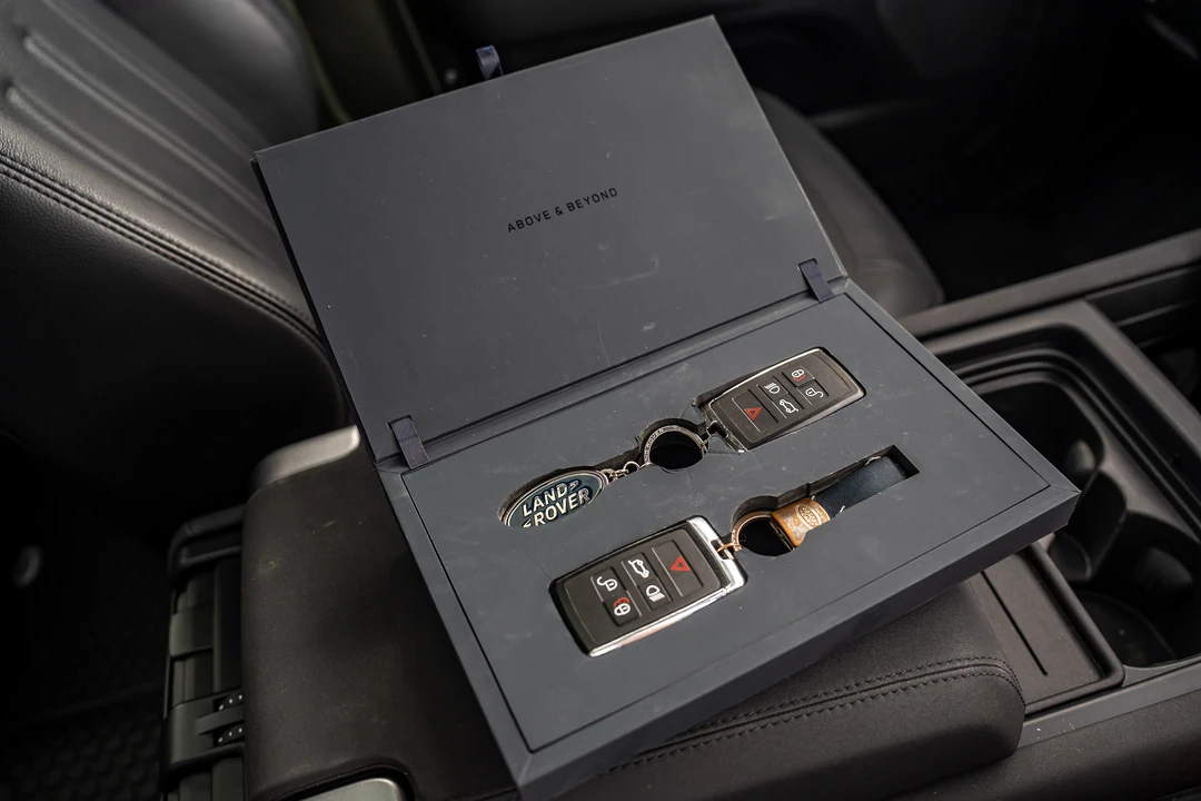 2021 Land Rover Defender L663 - Image 8 of 21