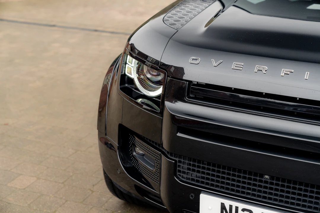 2021 Land Rover Defender 90 - Image 25 of 31