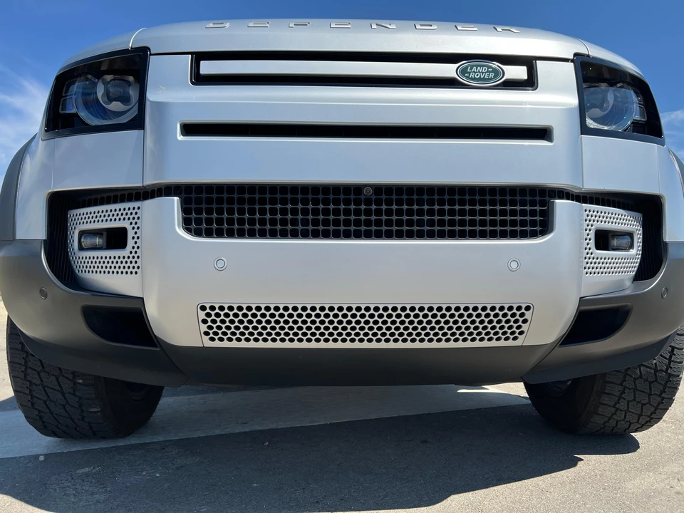 2021 Land Rover Defender 90 - Image 22 of 31