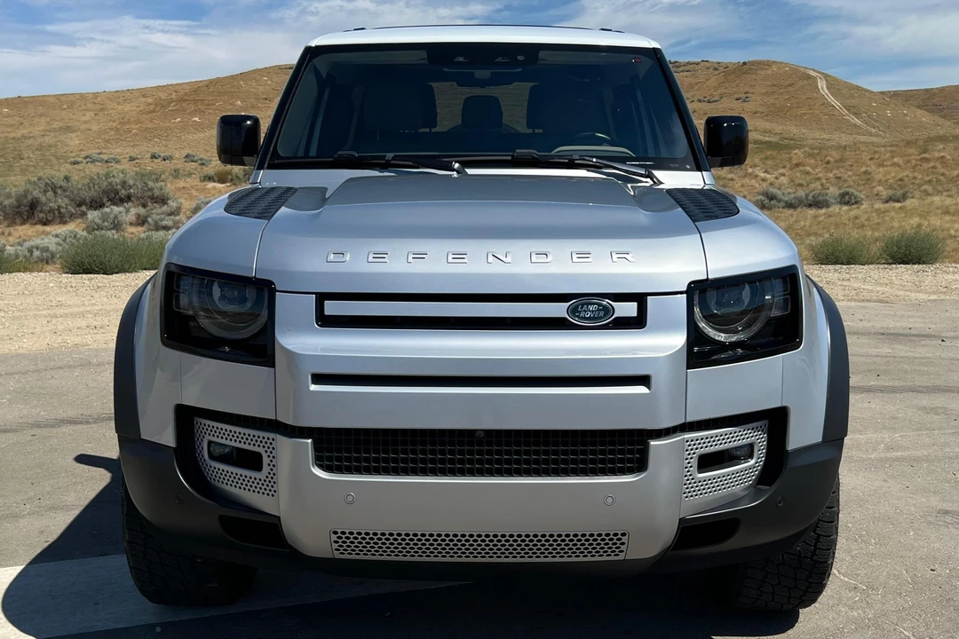 2021 Land Rover Defender 90 - Image 2 of 31