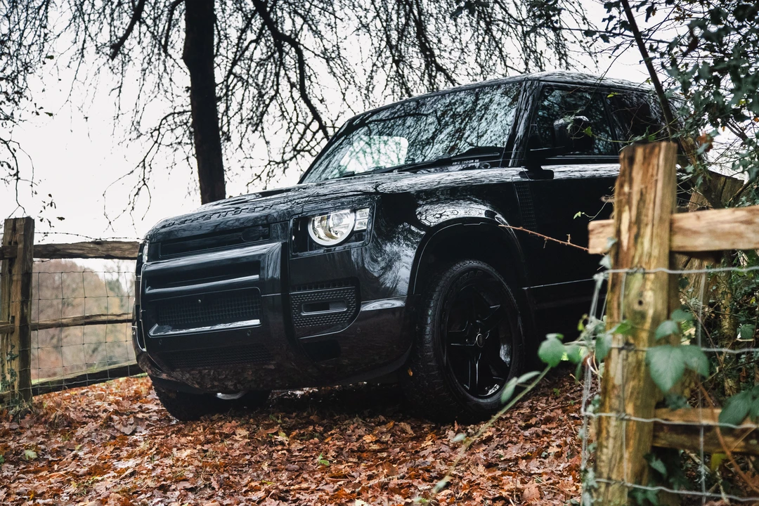 2020 Land Rover Defender 90 - Image 15 of 31