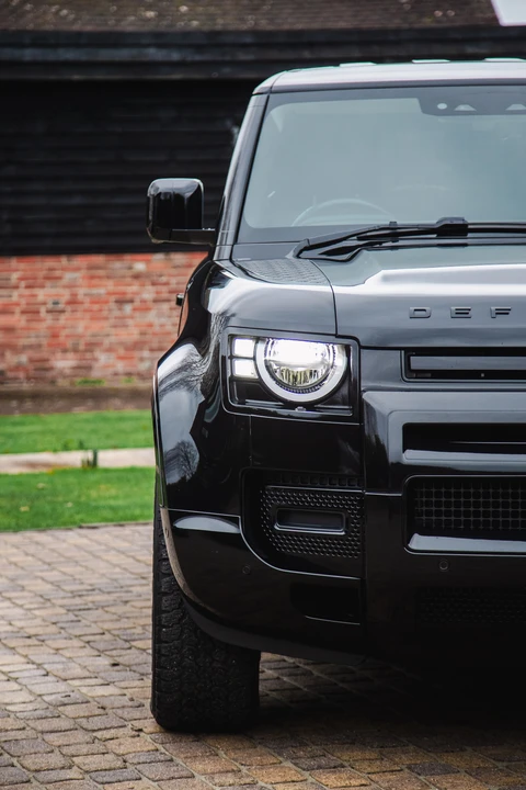 2020 Land Rover Defender 90 - Image 19 of 31