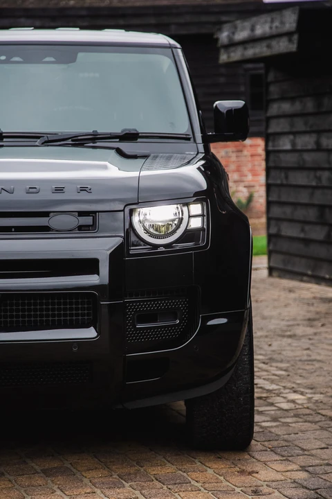 2020 Land Rover Defender 90 - Image 20 of 31
