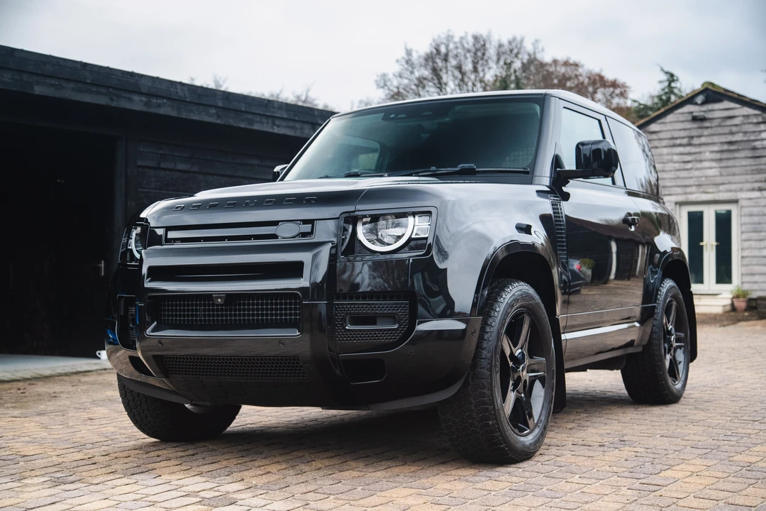 2020 Land Rover Defender 90 - Image 9 of 31