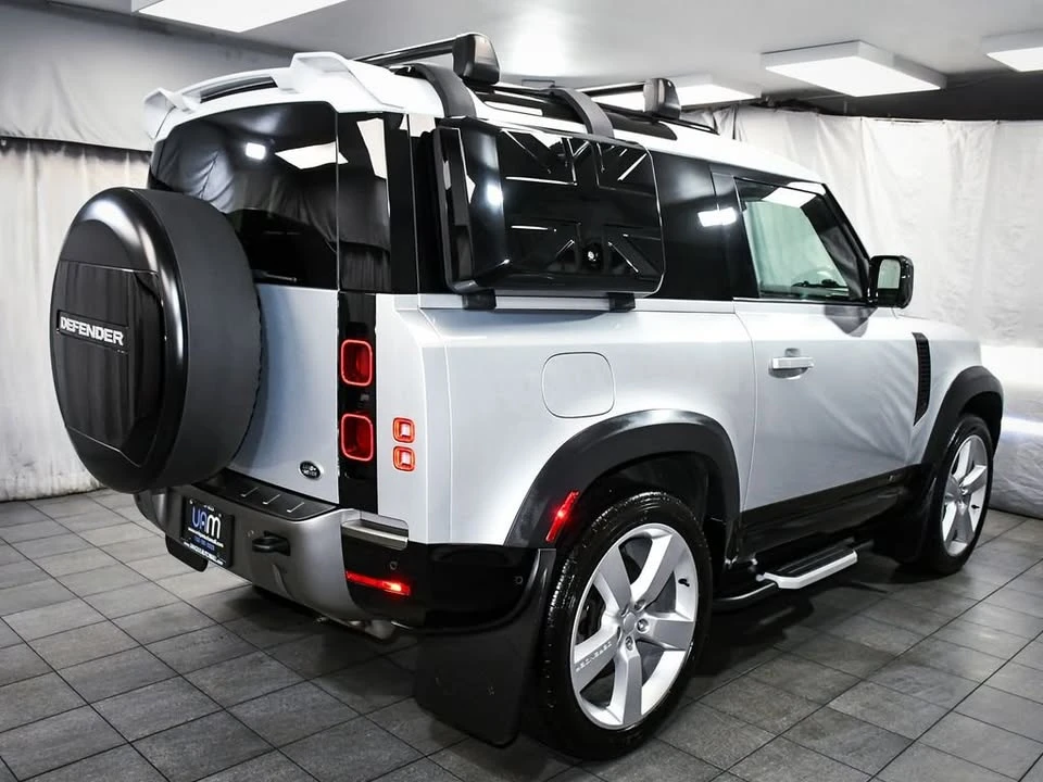 2021 Land Rover Defender L663 - Image 5 of 20