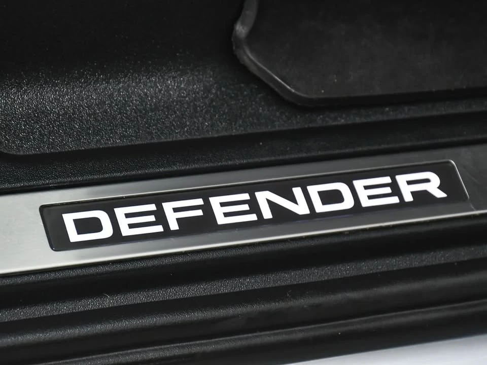 2021 Land Rover Defender L663 - Image 12 of 20