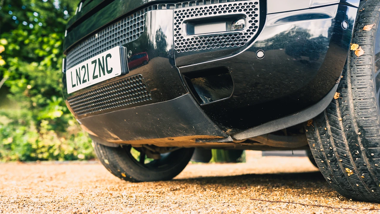 2021 Land Rover Defender 90 - Image 28 of 31