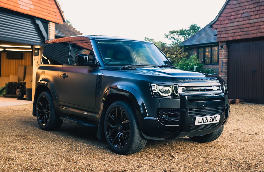2021 Land Rover Defender 90 - Image 2 of 31