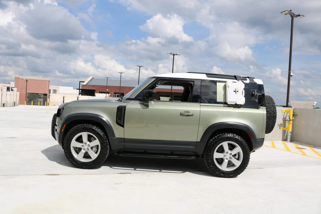2021 Land Rover Defender L663 - Image 19 of 31