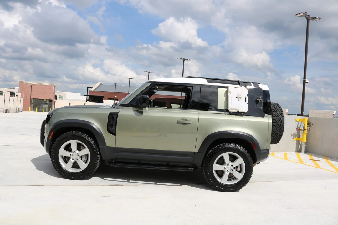 2021 Land Rover Defender L663 - Image 20 of 31