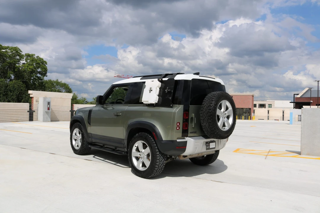 2021 Land Rover Defender L663 - Image 22 of 31