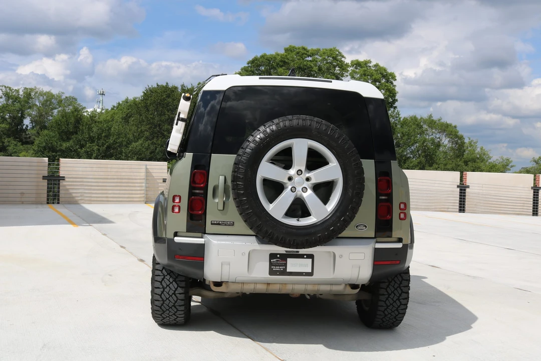 2021 Land Rover Defender L663 - Image 28 of 31