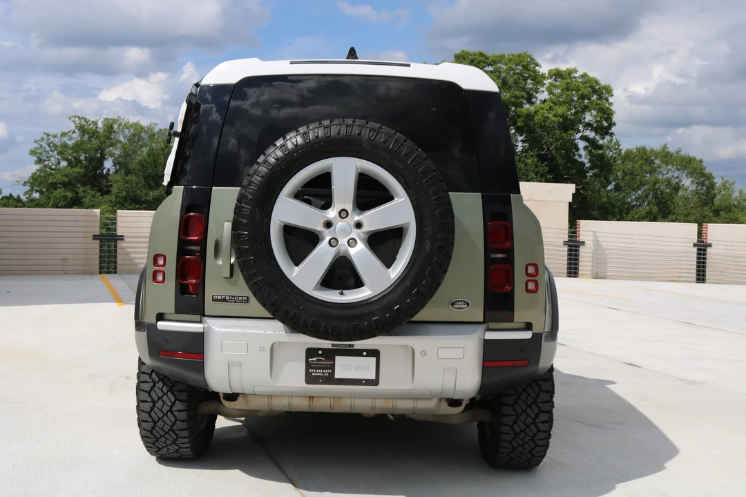 2021 Land Rover Defender L663 - Image 29 of 31