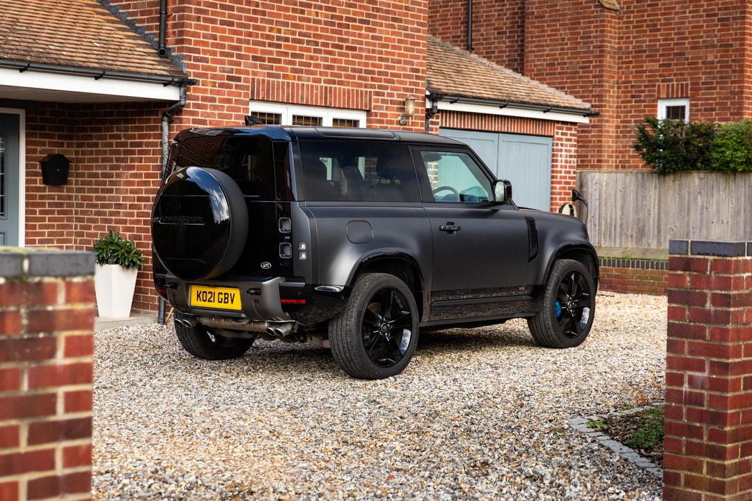 2021 Land Rover Defender 90 - Image 14 of 31