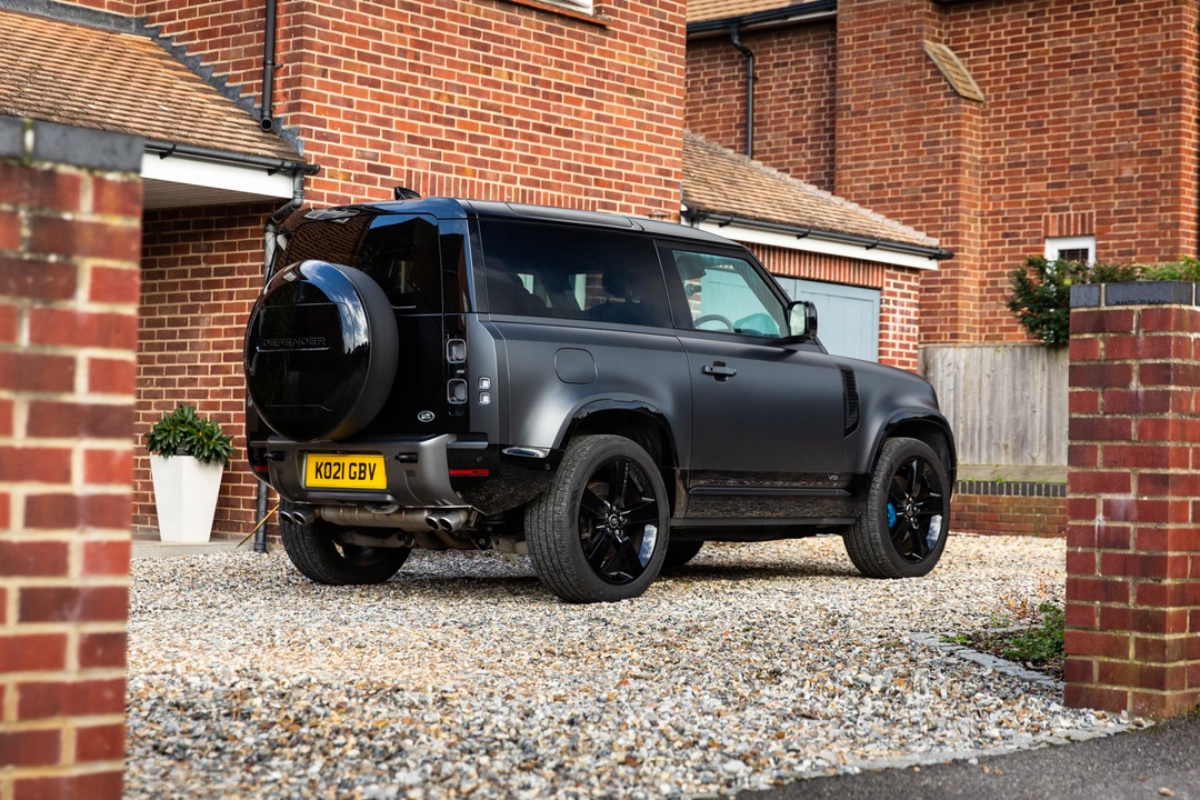 2021 Land Rover Defender 90 - Image 6 of 31