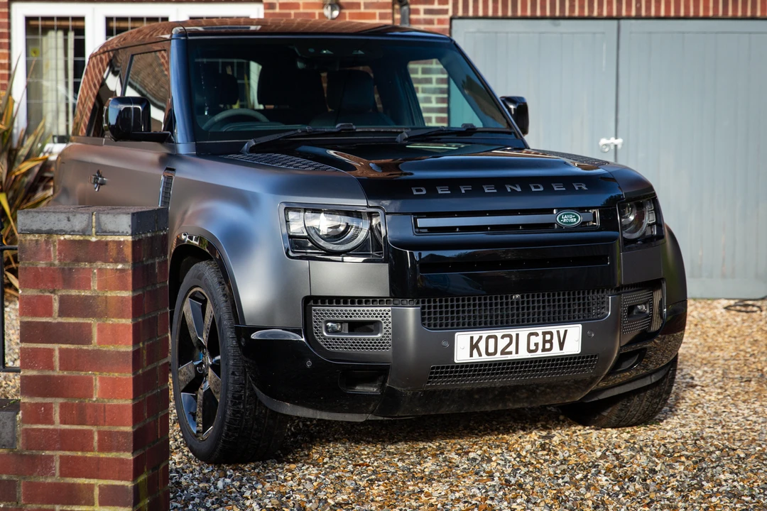 2021 Land Rover Defender 90 - Image 19 of 31
