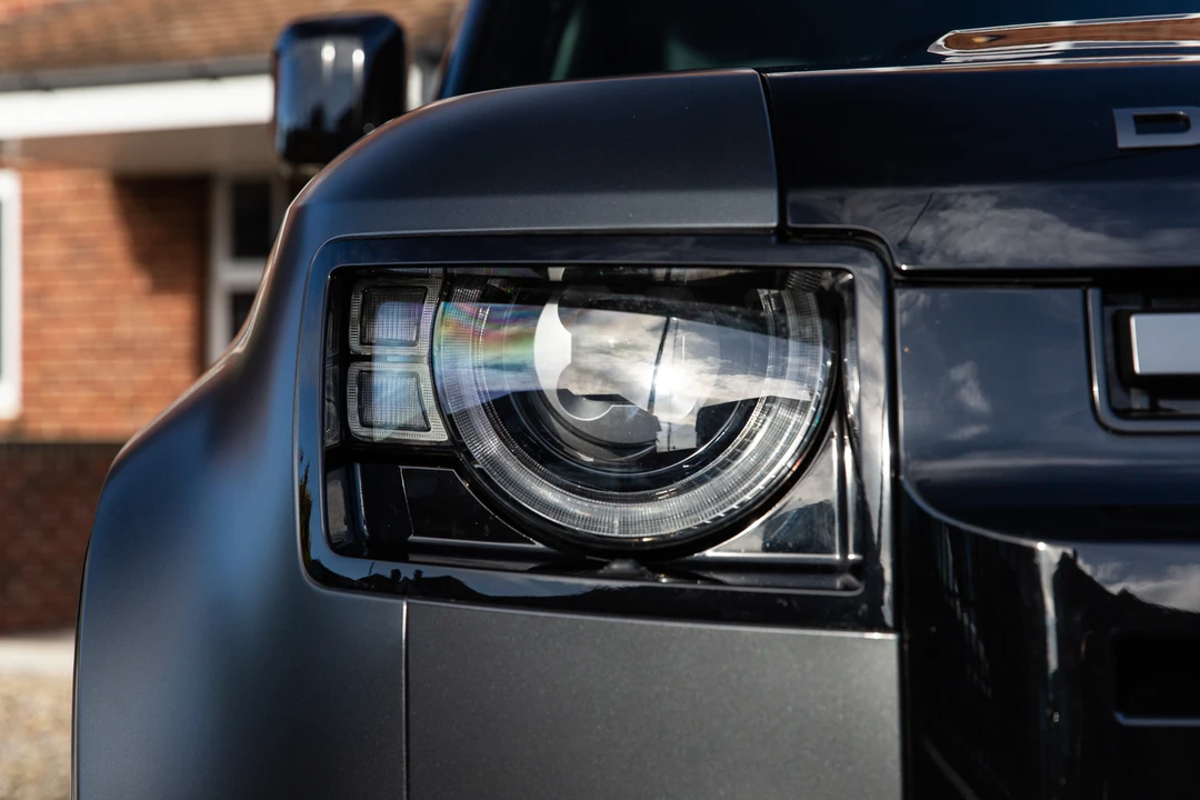 2021 Land Rover Defender 90 - Image 26 of 31