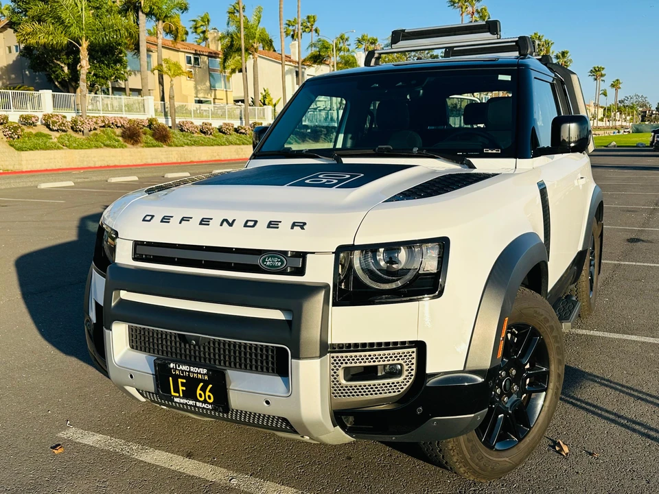 2021 Land Rover Defender L663 - Image 7 of 31