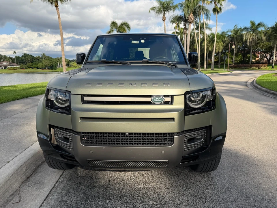 2021 Land Rover Defender 90 - Image 6 of 31