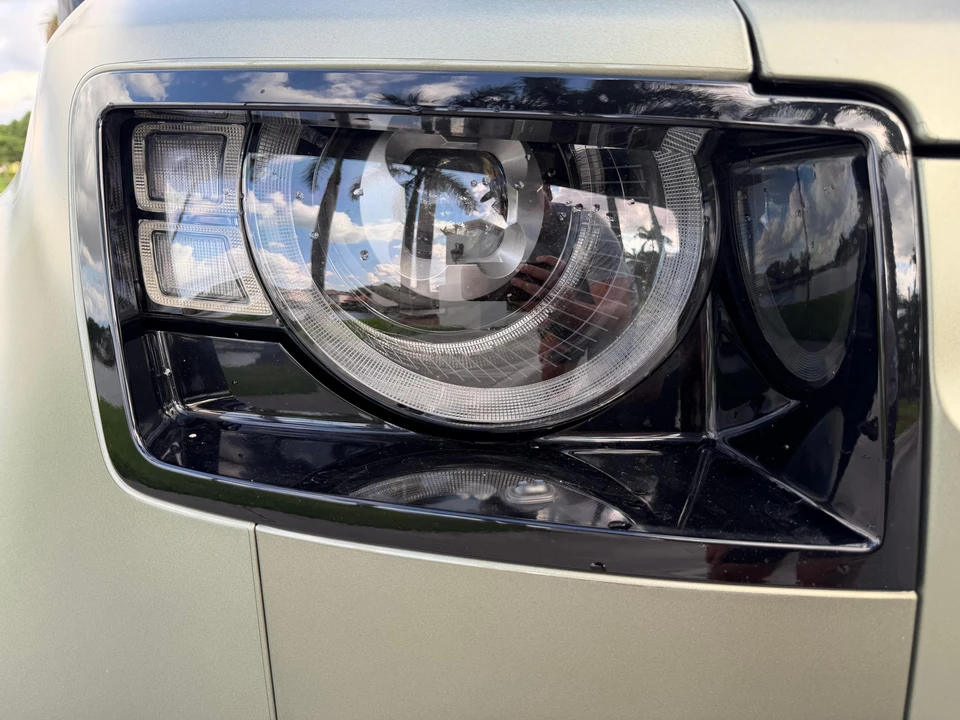 2021 Land Rover Defender 90 - Image 18 of 31