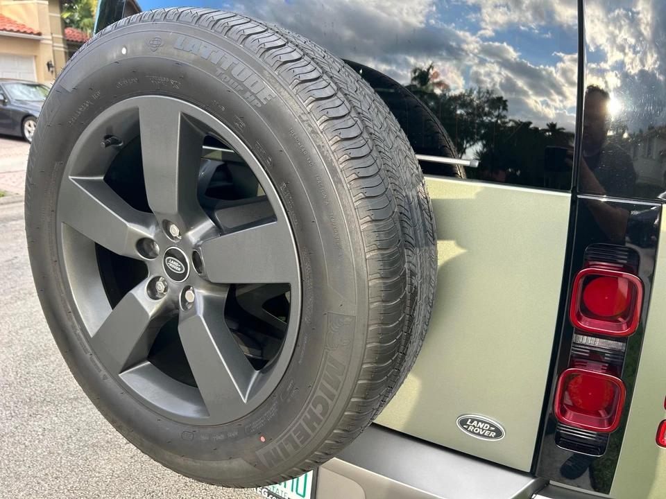 2021 Land Rover Defender 90 - Image 31 of 31