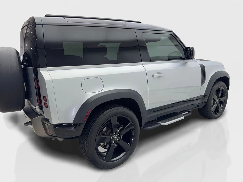 2021 Land Rover Defender L663 - Image 20 of 21