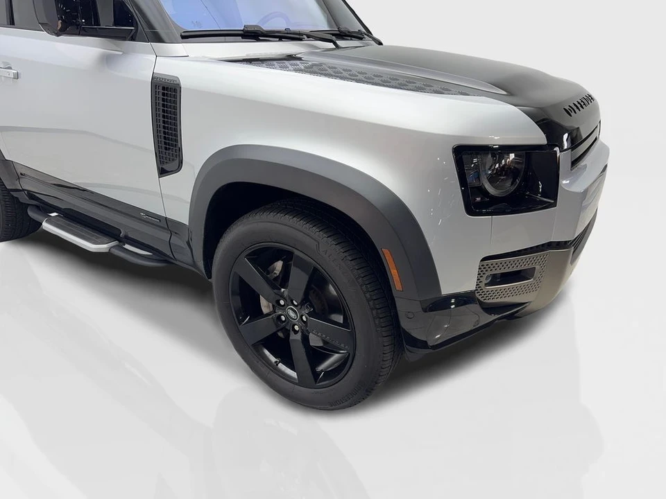 2021 Land Rover Defender L663 - Image 14 of 21