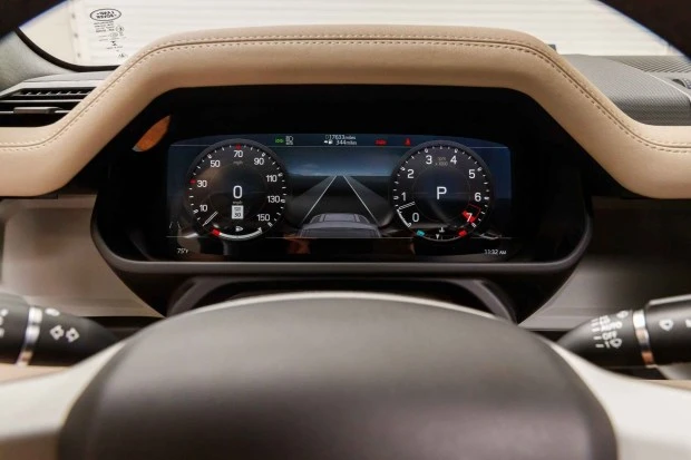2021 Land Rover Defender 90 - Image 5 of 7