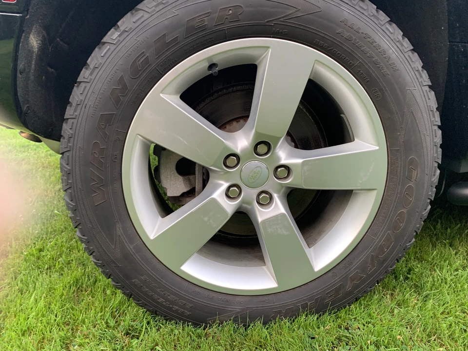 2021 Land Rover Defender L663 - Image 18 of 31