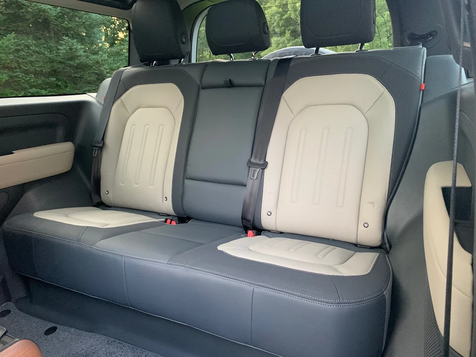 2021 Land Rover Defender L663 - Image 30 of 31