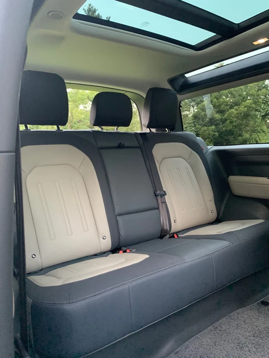 2021 Land Rover Defender L663 - Image 29 of 31