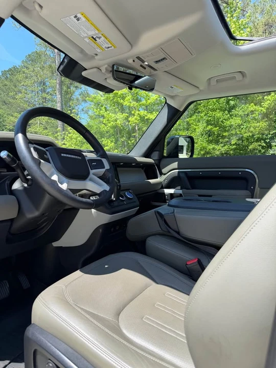 2021 Land Rover Defender L663 - Image 5 of 15