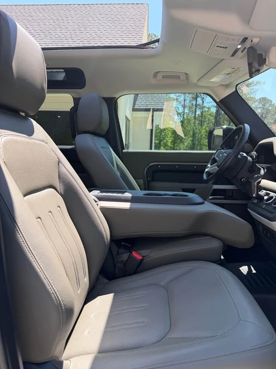 2021 Land Rover Defender L663 - Image 12 of 15
