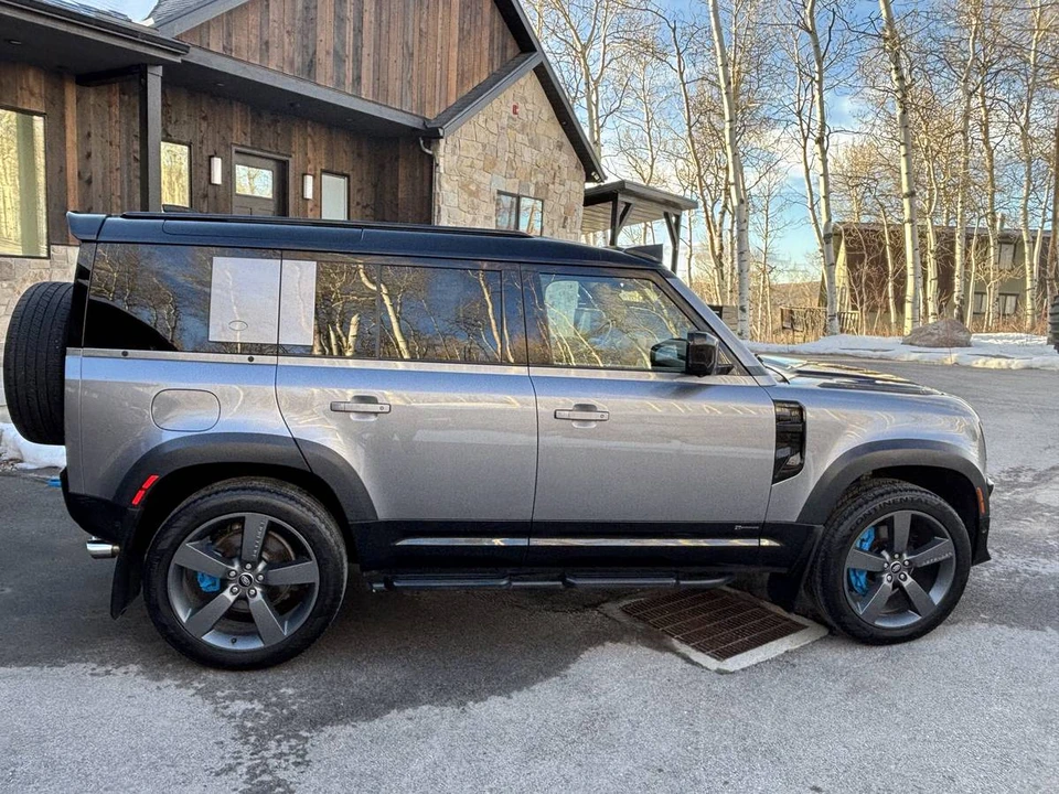 2021 Land Rover Defender L663 - Image 7 of 24