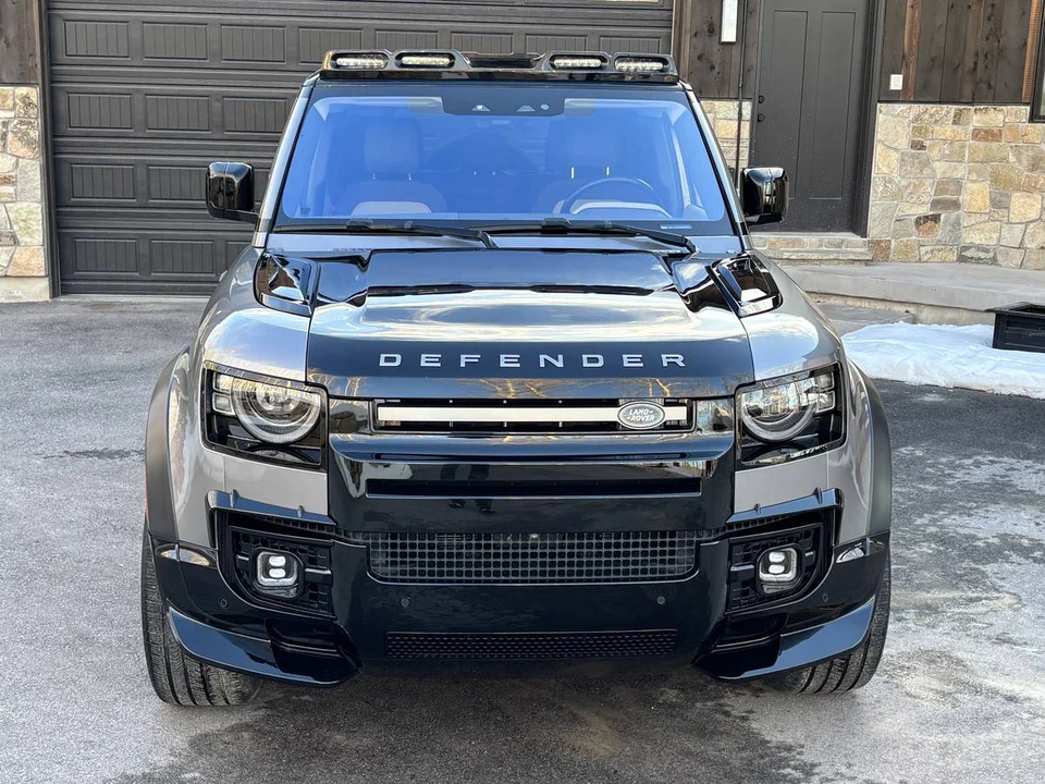 2021 Land Rover Defender L663 - Image 9 of 24