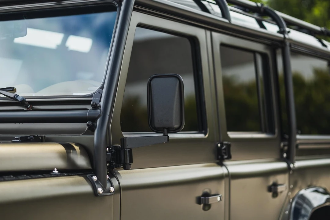 2021 Land Rover Defender L663 - Image 7 of 31