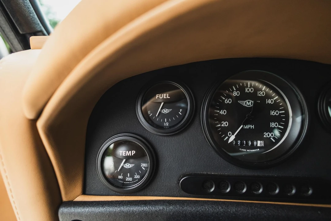 2021 Land Rover Defender L663 - Image 29 of 31