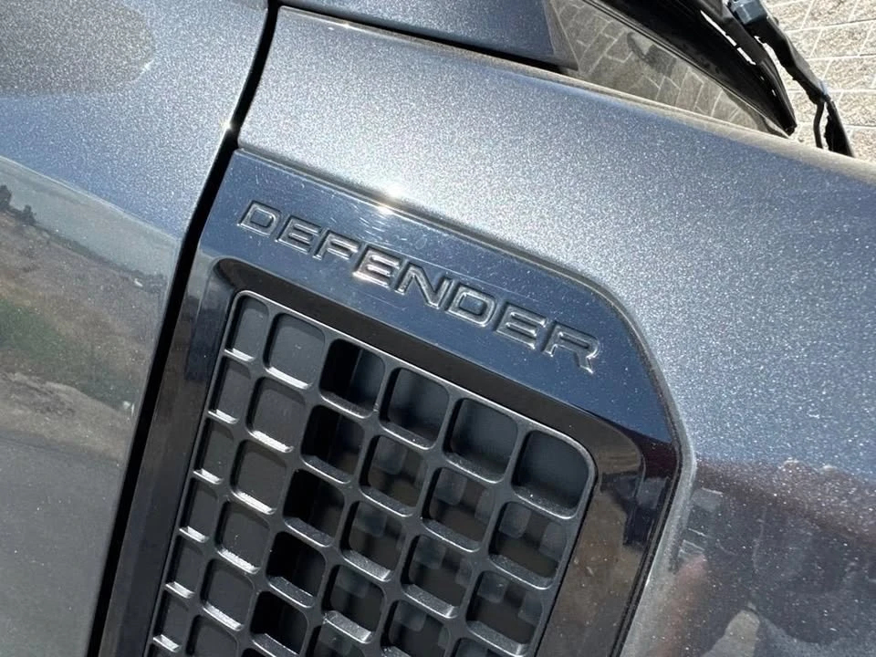 2021 Land Rover Defender L663 - Image 7 of 18