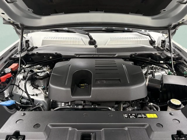 2021 Land Rover Defender L663 - Image 8 of 20