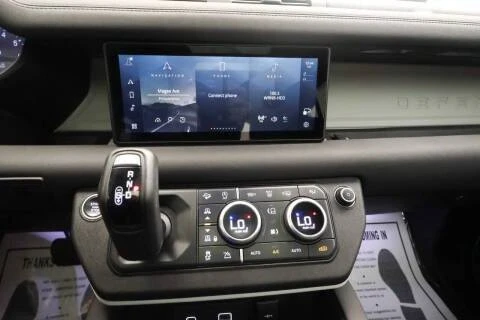 2021 Land Rover Defender L663 - Image 6 of 10