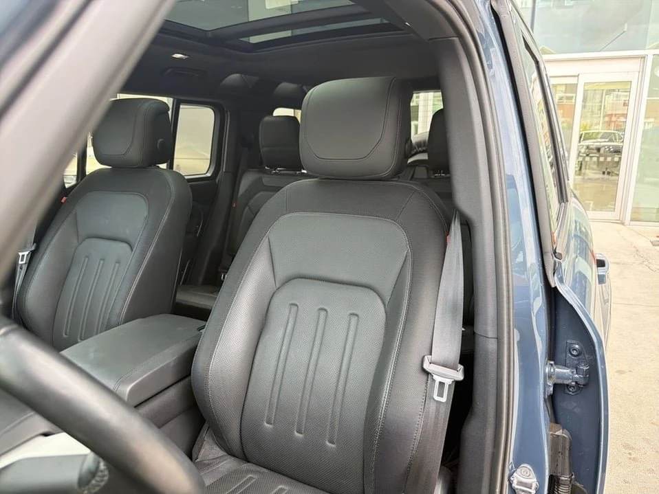 2021 Land Rover Defender L663 - Image 5 of 19