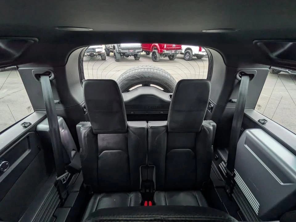 2021 Land Rover Defender L663 - Image 9 of 11