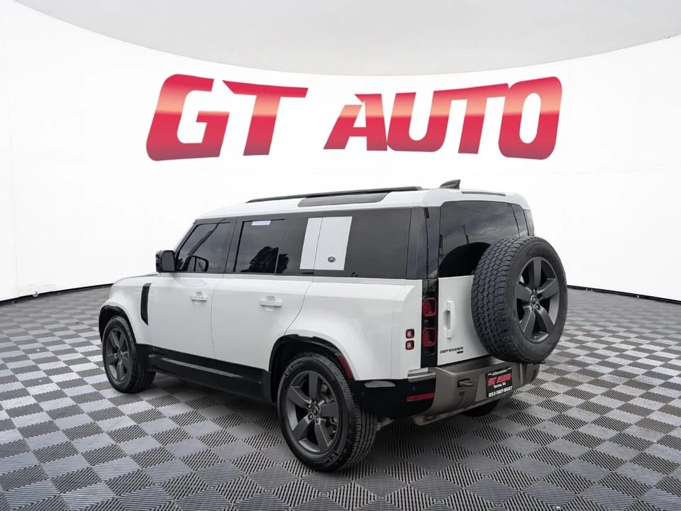 2021 Land Rover Defender L663 - Image 3 of 10