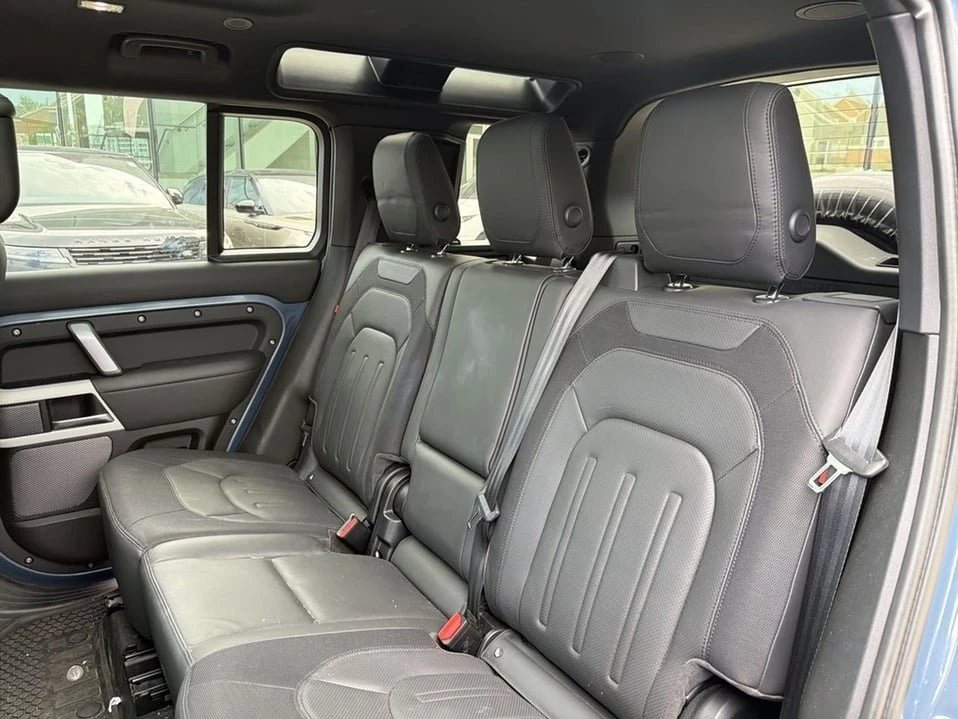 2021 Land Rover Defender L663 - Image 17 of 19