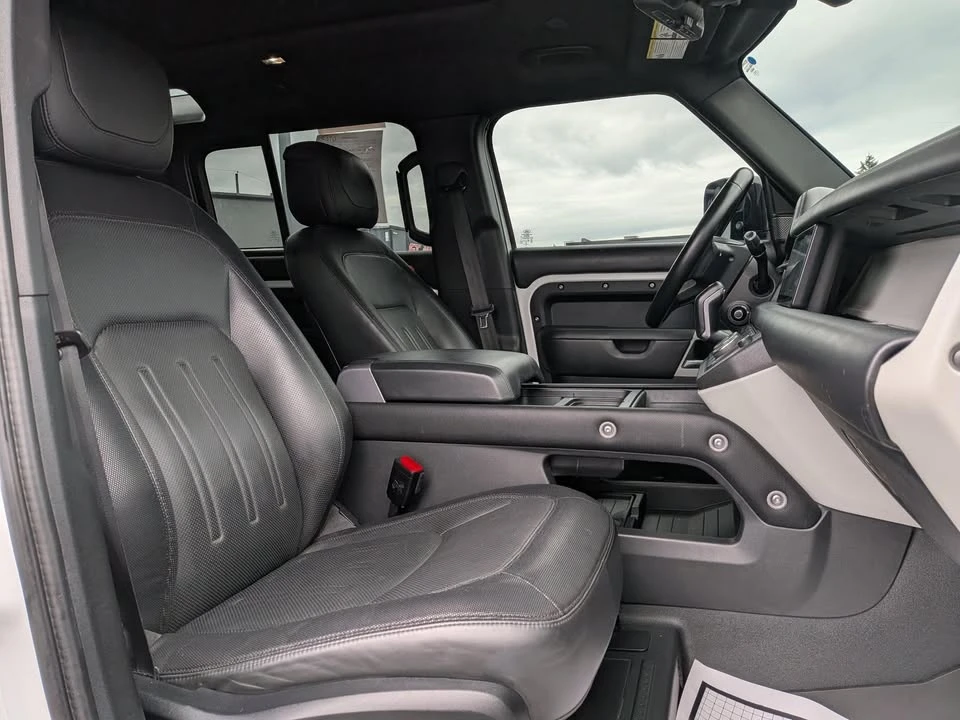 2021 Land Rover Defender L663 - Image 7 of 10