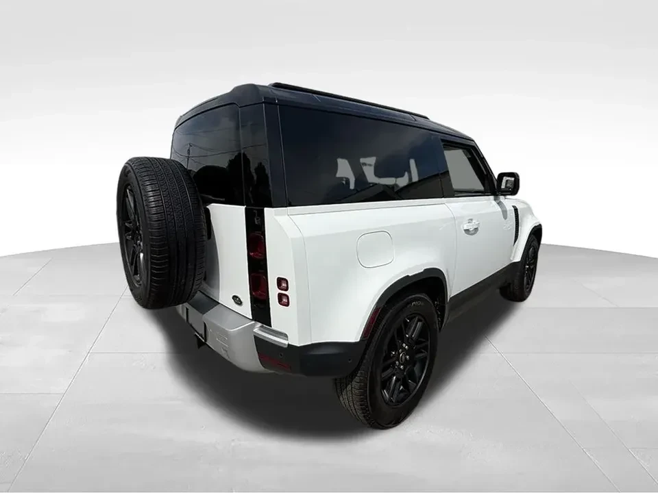 2021 Land Rover Defender L663 - Image 9 of 18