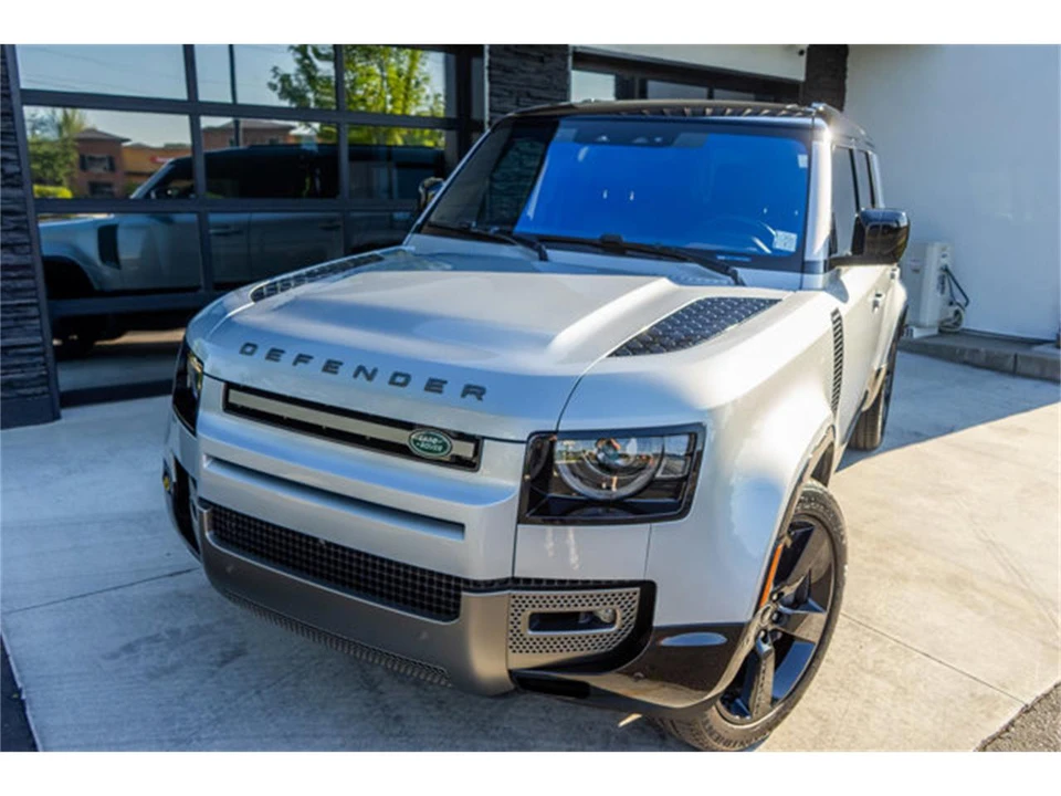 2021 Land Rover Defender L663 - Image 4 of 31