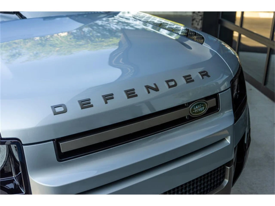 2021 Land Rover Defender L663 - Image 16 of 31