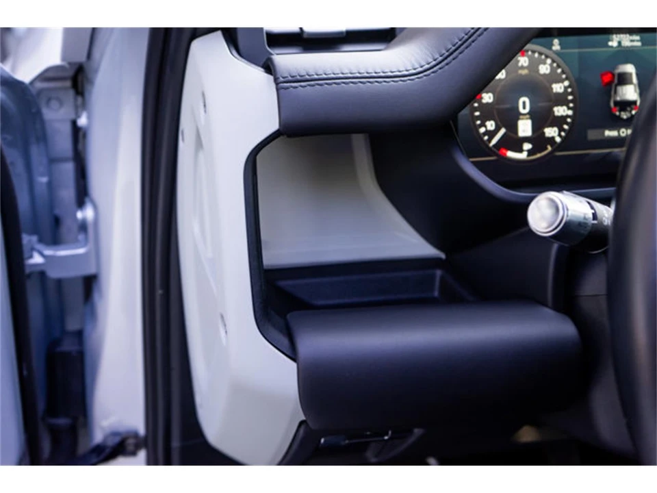 2021 Land Rover Defender L663 - Image 26 of 31